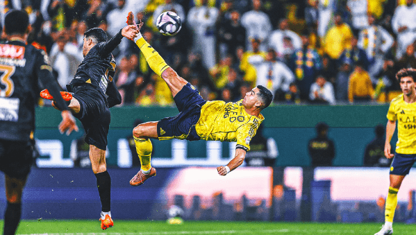 ronaldo-bicycle-kick-954th-goal